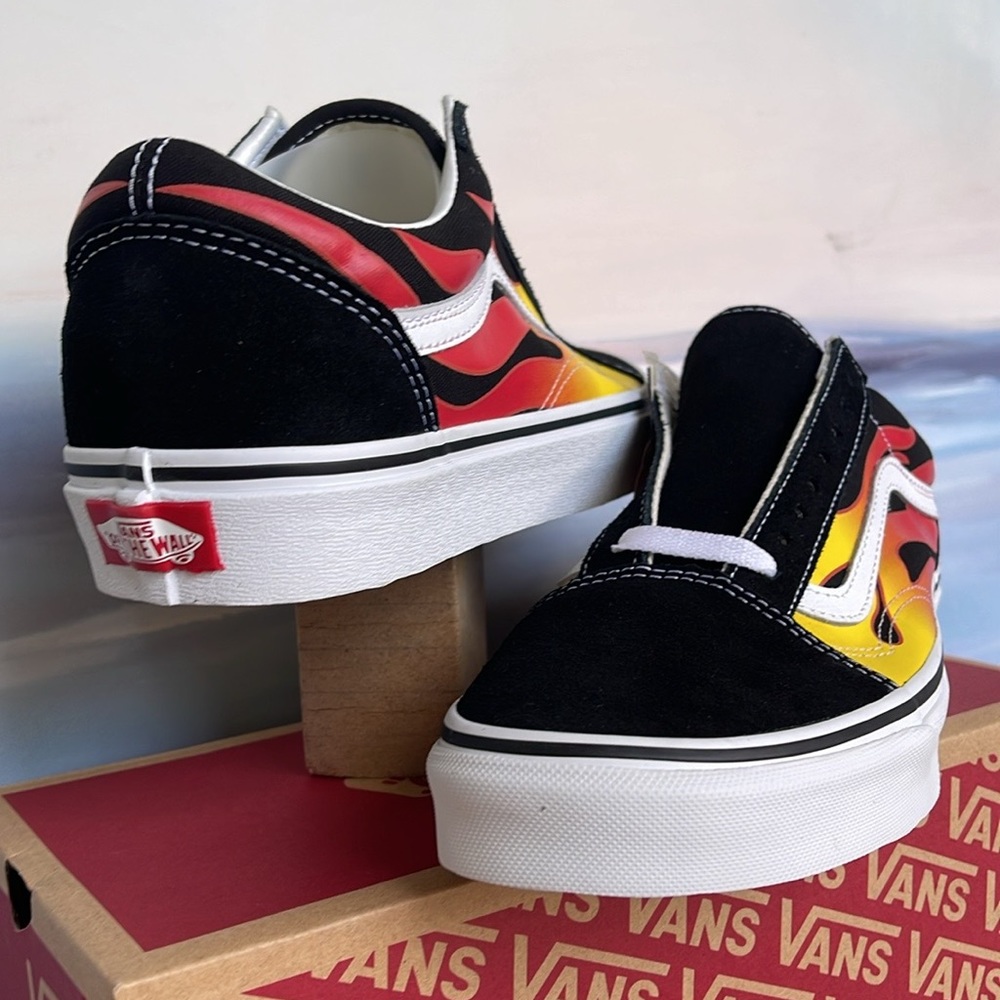 Vans Men’s Old Skool
(Flame) Black/Black/True White 
VN0A38G1PHN Sneakers - Picture 12 of 16